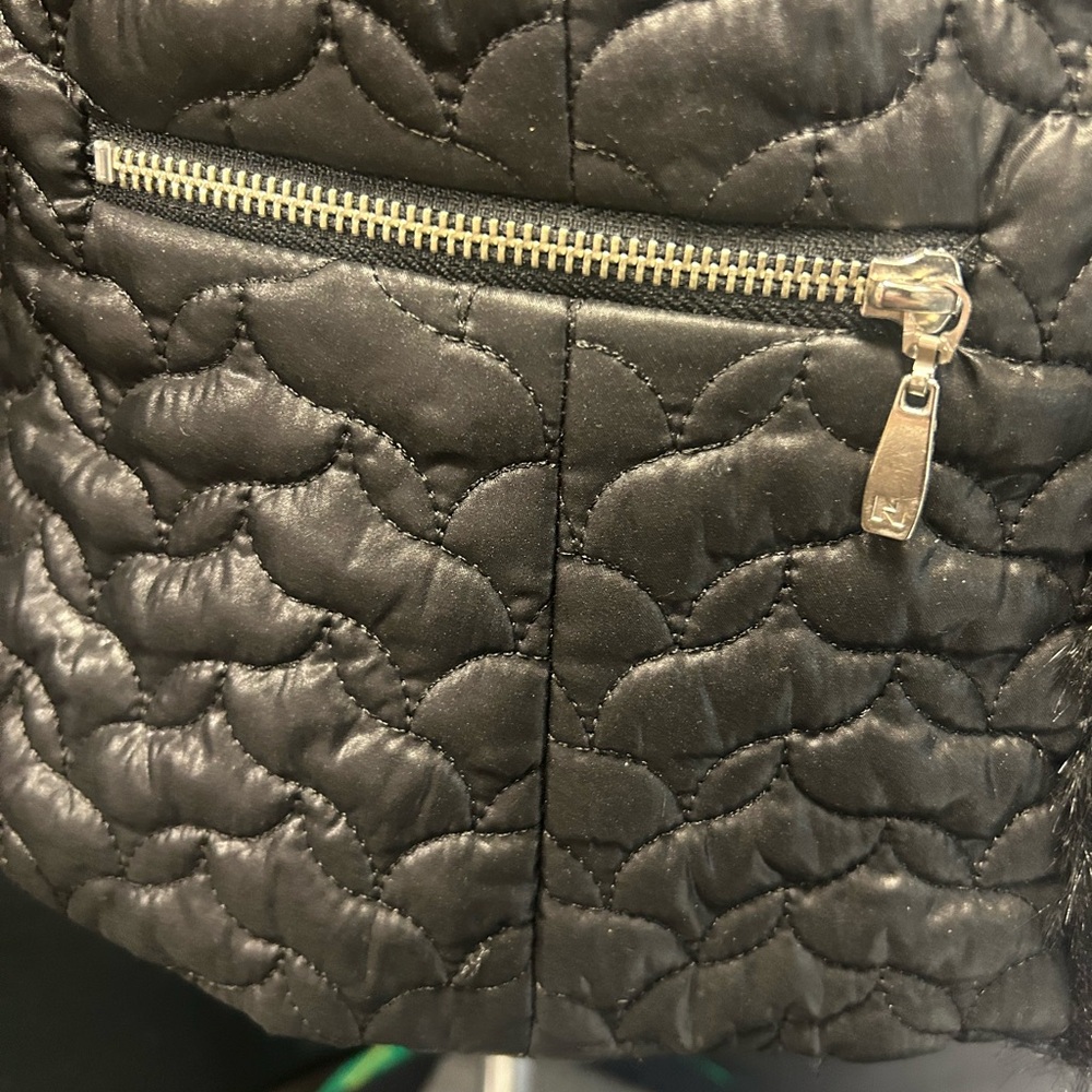 Peter Nygard Black Quilted Vest with Faux Fur Trim - Picture 6 of 9